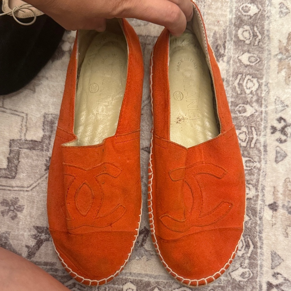 CHANEL Vibrant Orange Espadrilles